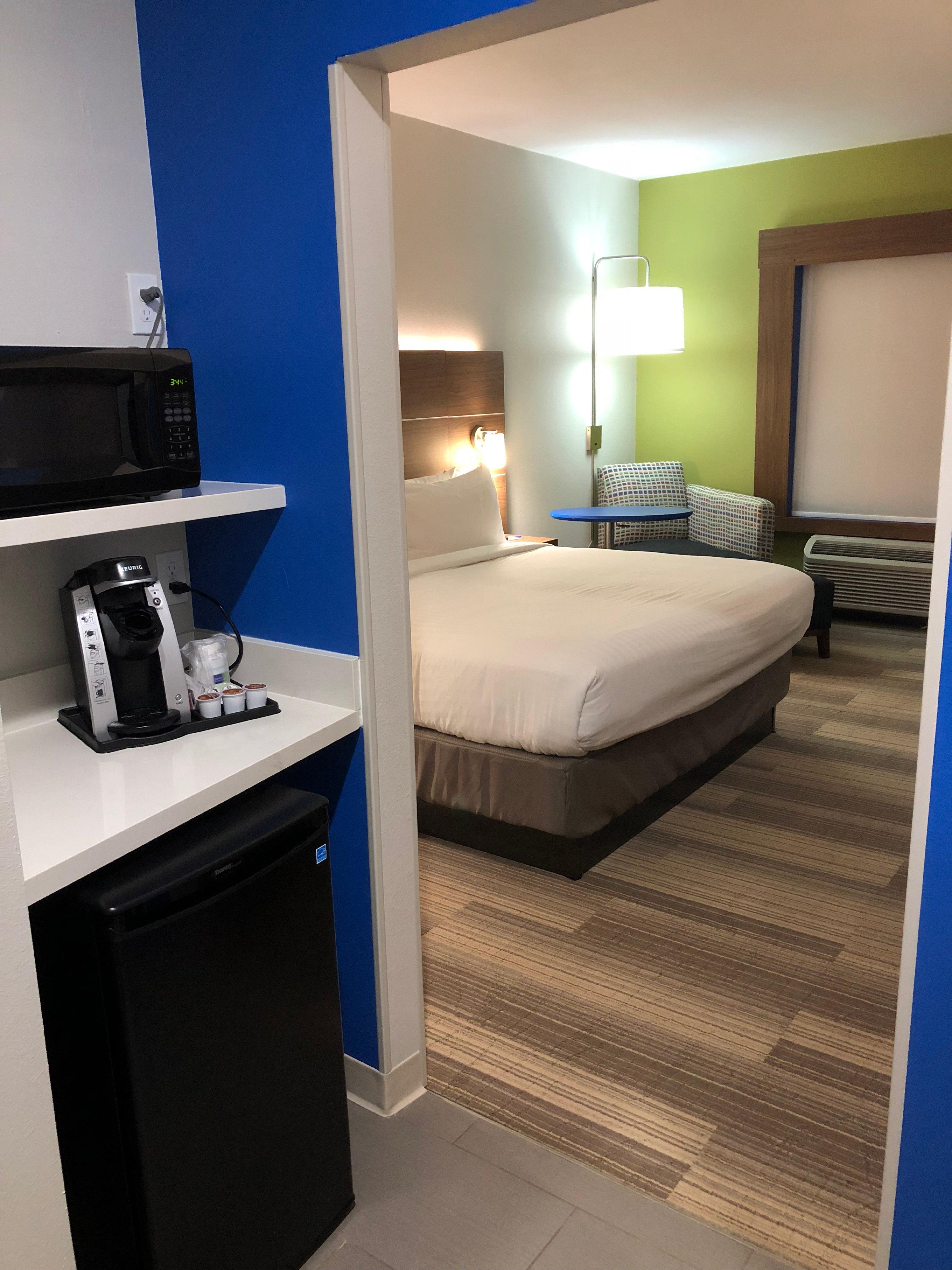 Holiday Inn Express & Suites Pineville-Alexandria Area Экстерьер фото