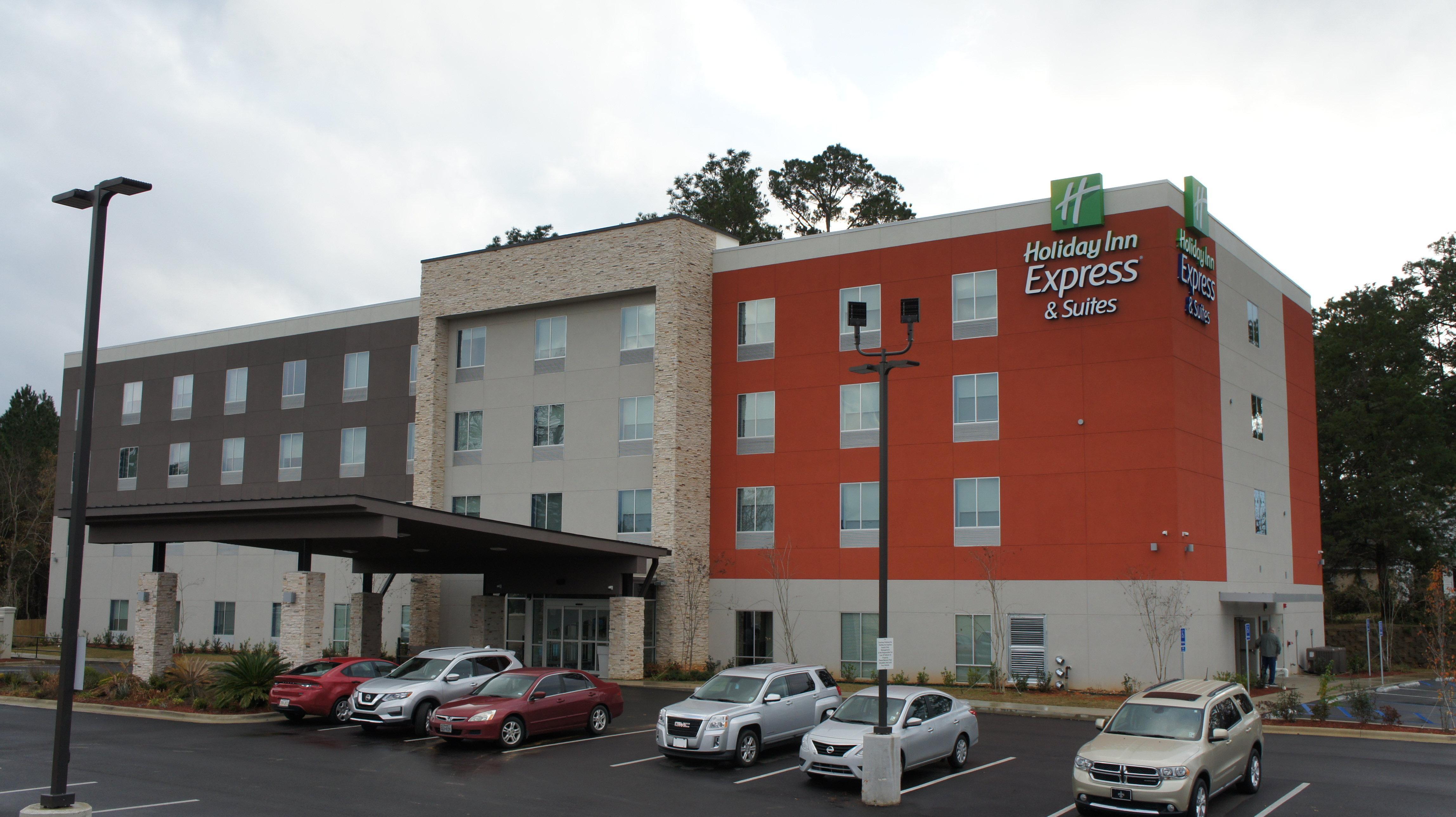 Holiday Inn Express & Suites Pineville-Alexandria Area Экстерьер фото