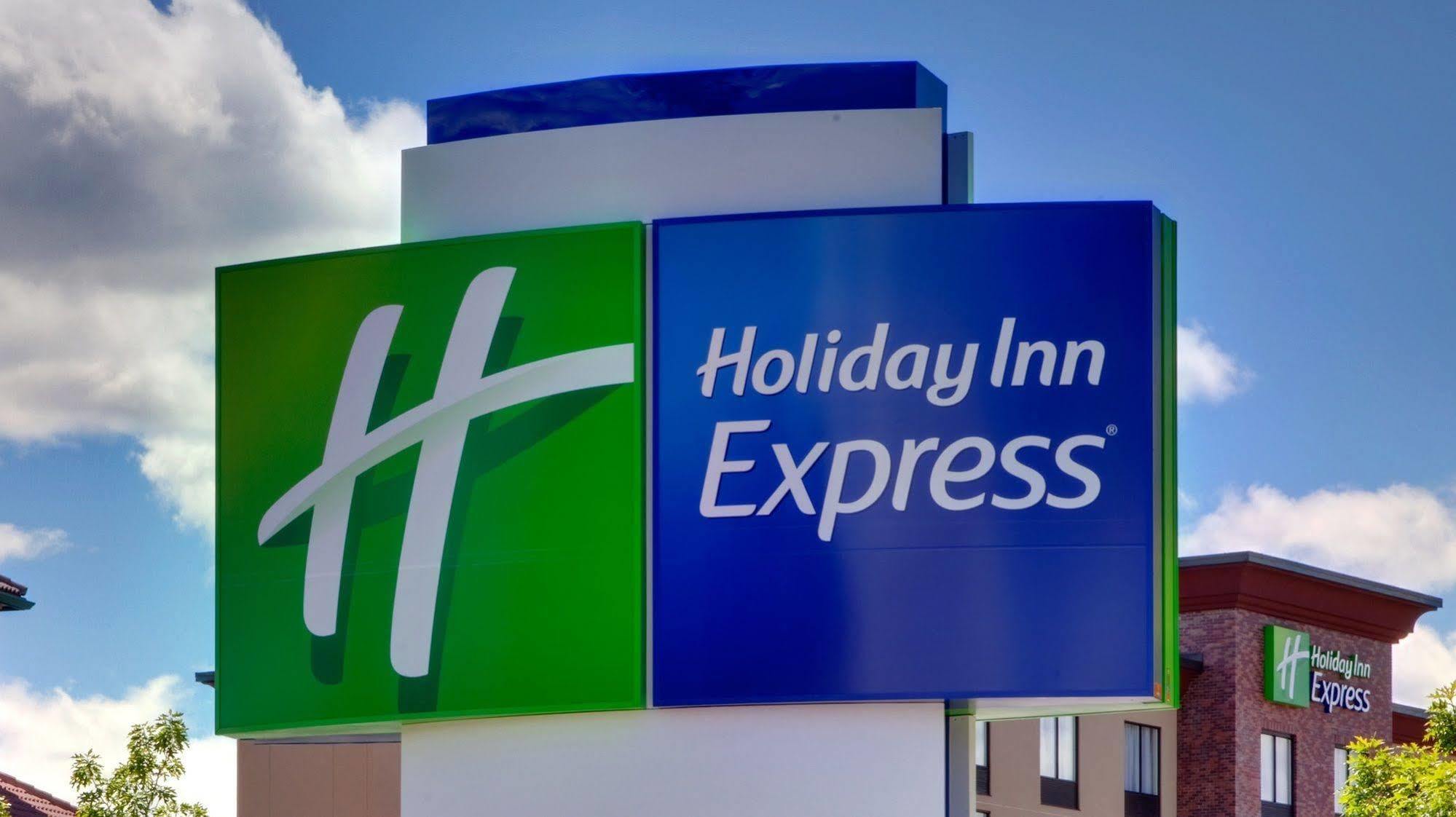 Holiday Inn Express & Suites Pineville-Alexandria Area Экстерьер фото